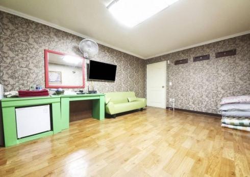 Feel Motel Пхочхон Номер фото